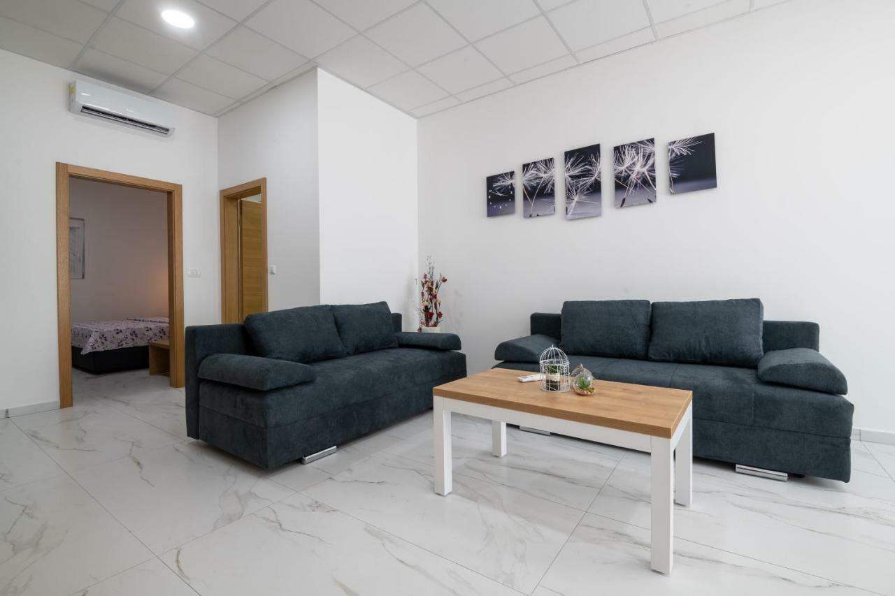 Apartmani Judik Неум Экстерьер фото